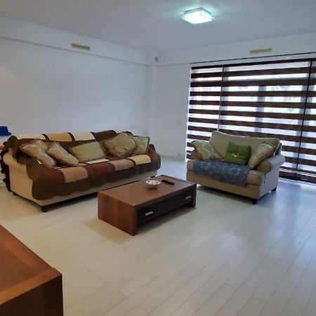 Beach Vibe Apartments Solid Residence Мамая Екстериор снимка