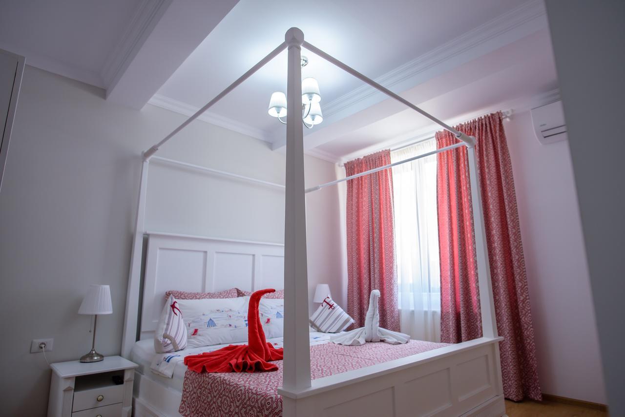 Beach Vibe Apartments Solid Residence Мамая Екстериор снимка