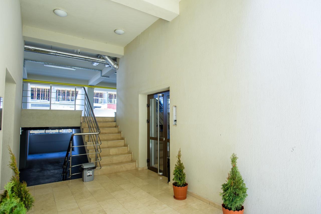 Beach Vibe Apartments Solid Residence Мамая Екстериор снимка