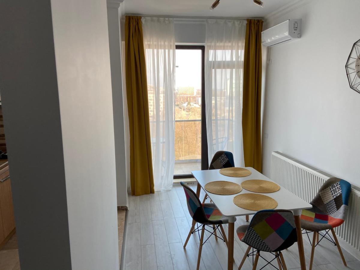 Beach Vibe Apartments Solid Residence Мамая Екстериор снимка